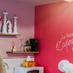 Vakantiehuis Le Repaire Des Lapinous, Reveuse Et Curieuse !
