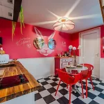 Vakantiehuis Le Repaire Des Lapinous, Reveuse Et Curieuse ! *