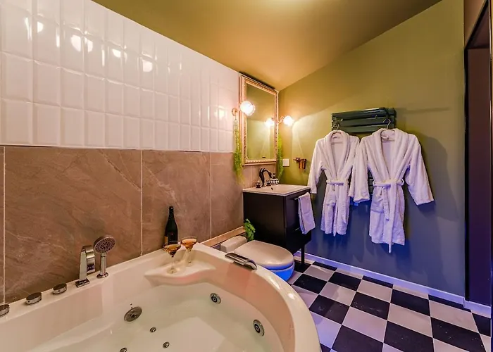 Vakantiehuis Le Repaire Des Lapinous, Reveuse Et Curieuse ! *